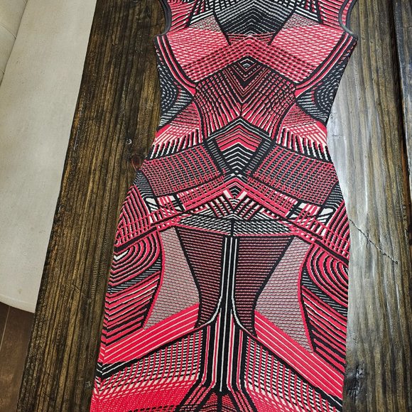 NWT RVN - Picture 2 of 2